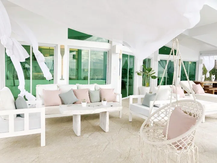 Grand Estate